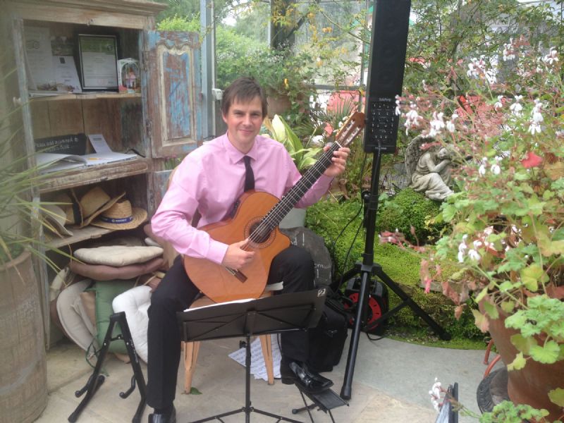 scott spanish guitarist